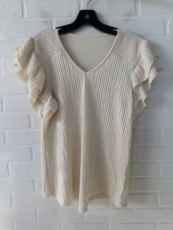 Top Short Sleeve By Clothes Mentor In Cream, Size: S Cheap