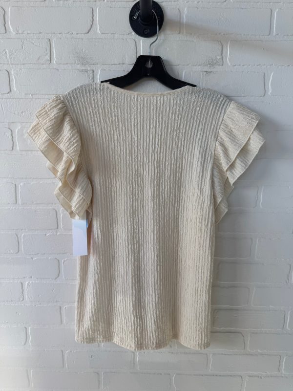 Top Short Sleeve By Clothes Mentor In Cream, Size: S Cheap